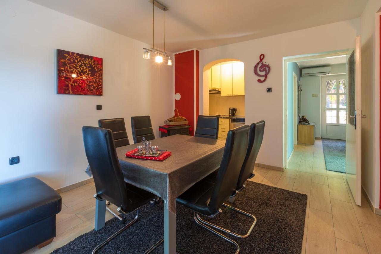 Apartman Mladenka Dramalj Ngoại thất bức ảnh