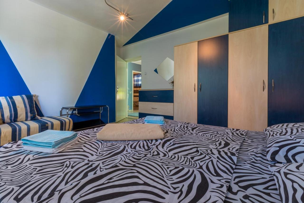 Apartman Mladenka Dramalj Ngoại thất bức ảnh