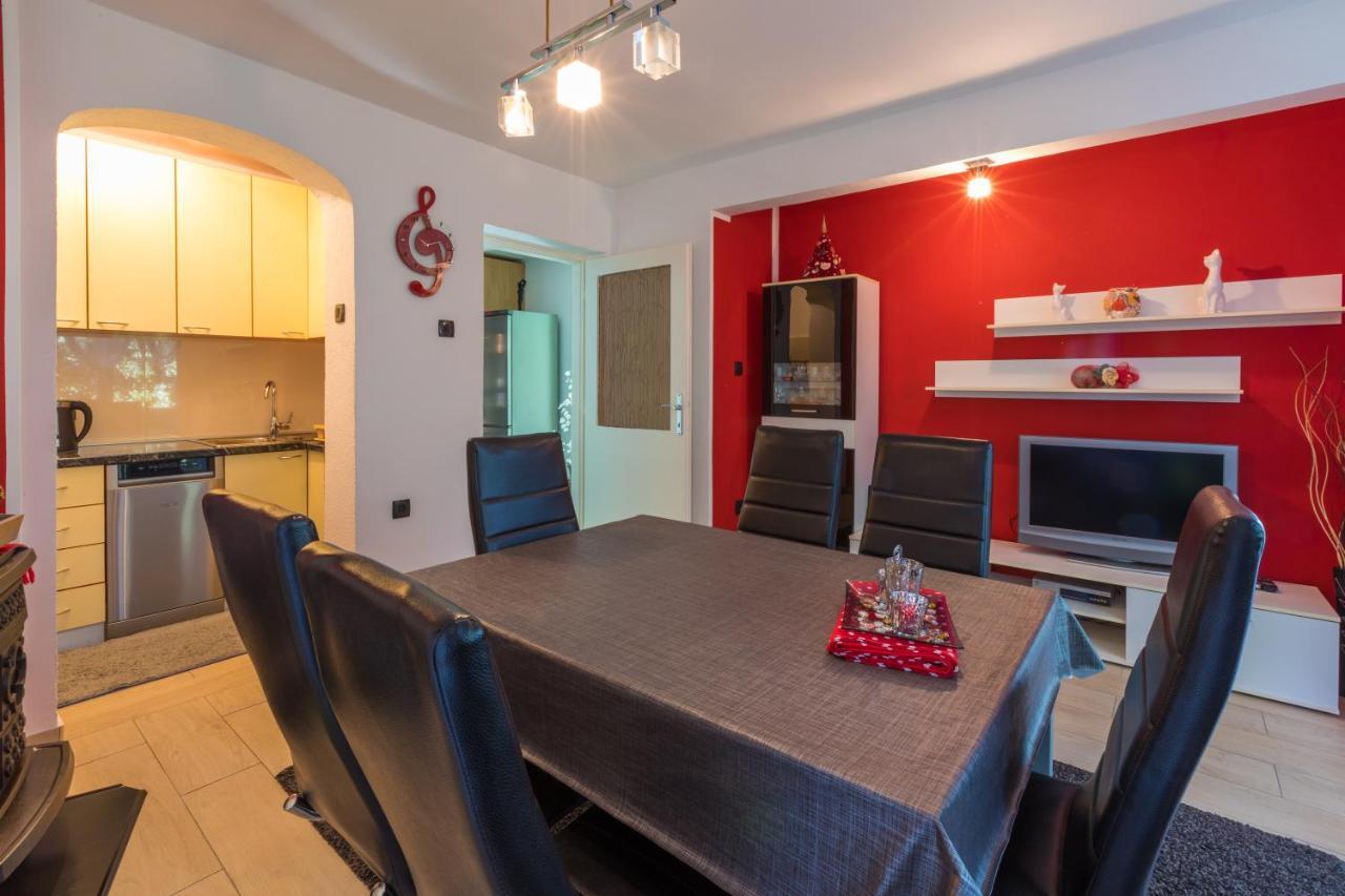 Apartman Mladenka Dramalj Ngoại thất bức ảnh