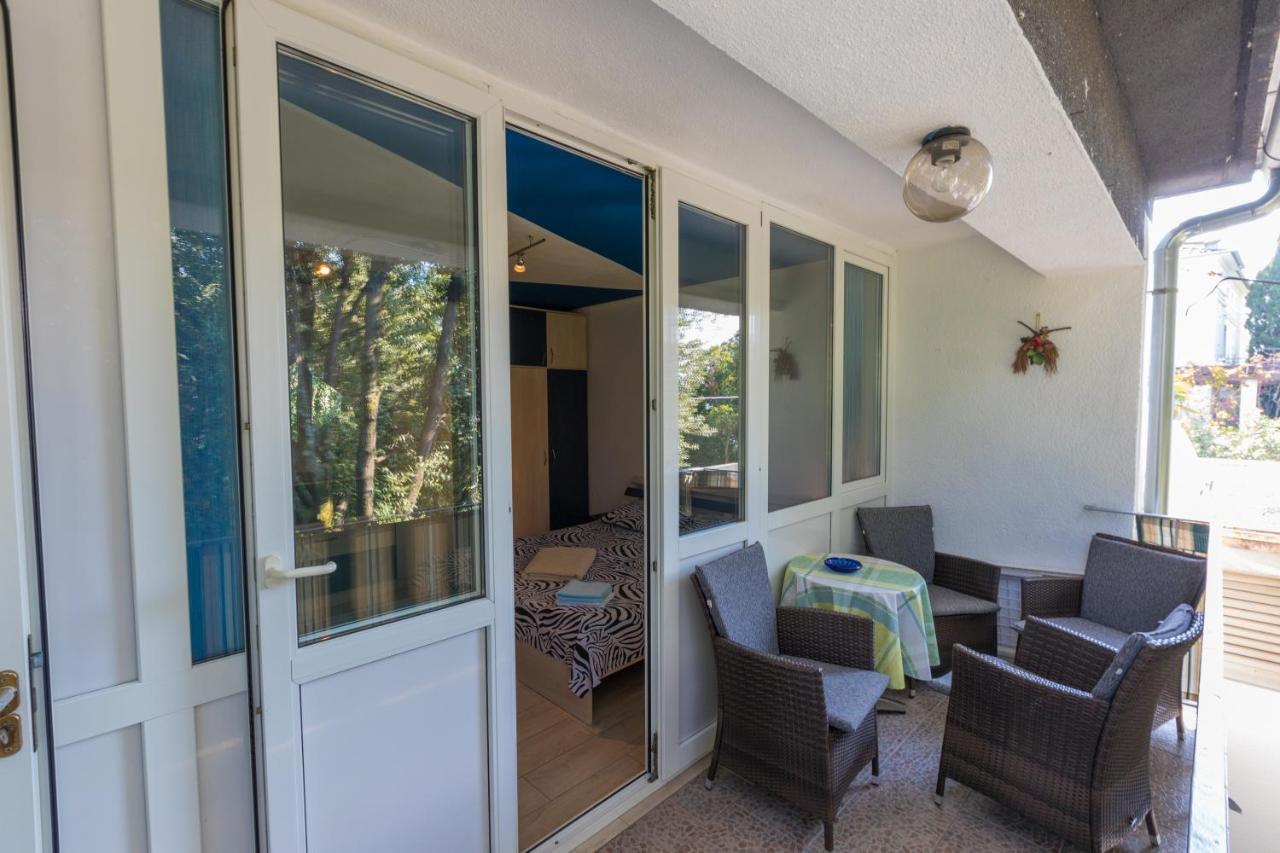 Apartman Mladenka Dramalj Ngoại thất bức ảnh